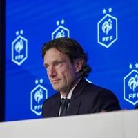 Laurent Bonadei, le sélectionneur de l'Equipe de France de Football Féminine avant les matches amicaux de cette fin d'année