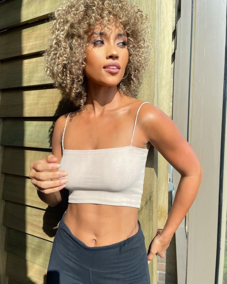 Elle Smith, Miss USA 2021, posing outdoors.