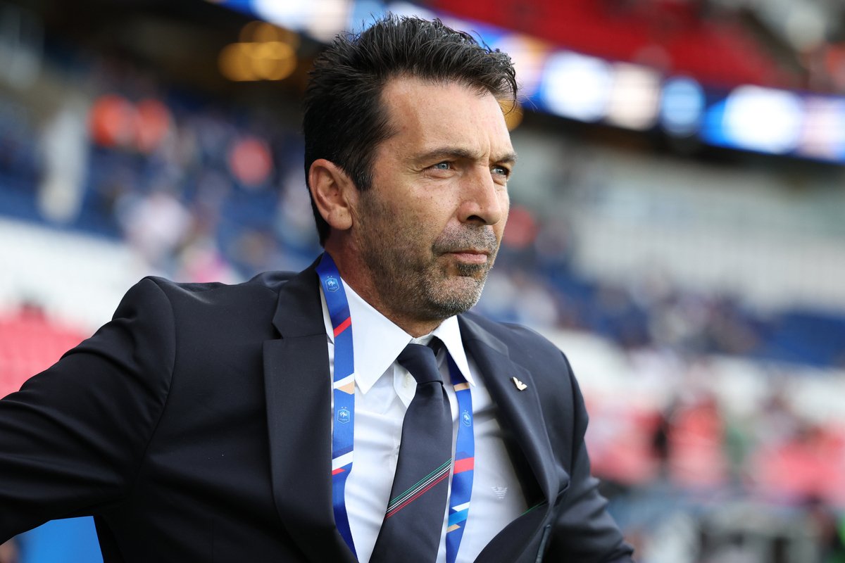 PARIS, FRANCE - SEPTEMBER 06: Gianluigi Buffon of Italy attends before the UEFA Nations League 2024/25 League A Group A2 match between France and Italy at Parc des Princes stadium on September 06, 2024 in Paris, France. (Photo by Claudio Villa/Getty Images)