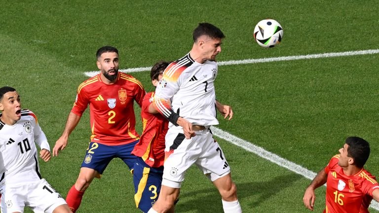 Kai Havertz missed the best of the first half chances